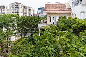 Sunny Hotel and Apartment