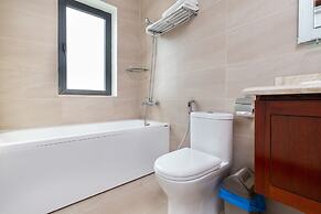 Sunny Hotel and Apartment