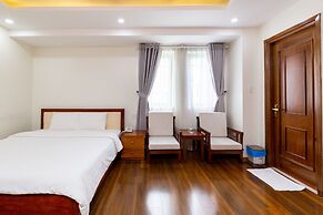 Sunny Hotel and Apartment