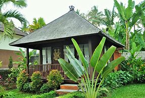 Uma Dong Loka Village