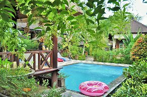 Uma Dong Loka Village