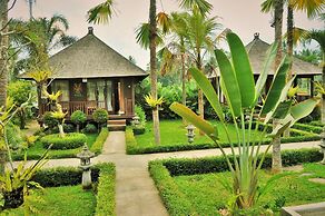 Uma Dong Loka Village