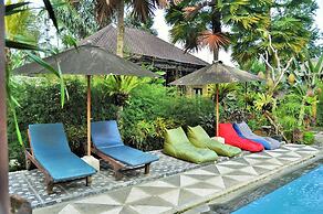 Uma Dong Loka Village