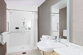 SpringHill Suites by Marriott Kansas City Plaza