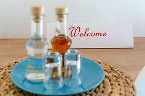 Chandakos 8 Design Apartments