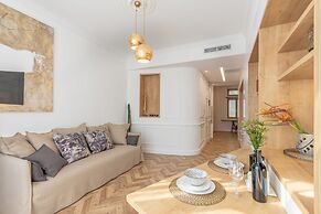 Chandakos 8 Design Apartments