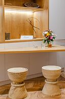 Chandakos 8 Design Apartments