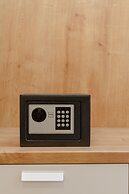 Chandakos 8 Design Apartments