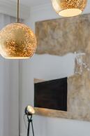 Chandakos 8 Design Apartments