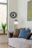 Chandakos 8 Design Apartments