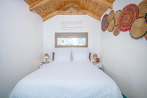 Chandakos 8 Design Apartments