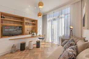 Chandakos 8 Design Apartments