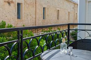 Chandakos 8 Design Apartments