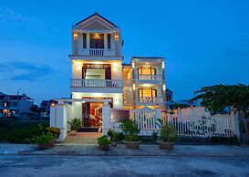 Riverside Sunset Homestay Hoi An