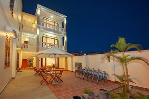 Riverside Sunset Homestay Hoi An