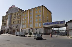 Sakho Hotel - Hostel