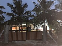 Palm view inn-Nilaveli