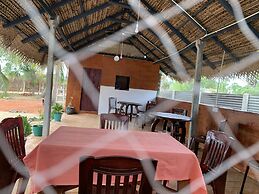 Palm view inn-Nilaveli