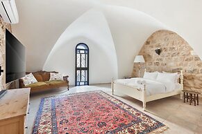 Welcome to Old Jaffa - stay at my place