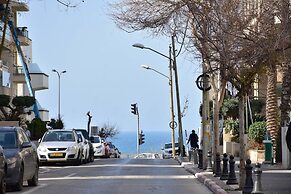 Gordon Beach Luxury PRK Stay at My Place