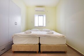 Gordon Beach Luxury PRK Stay at My Place