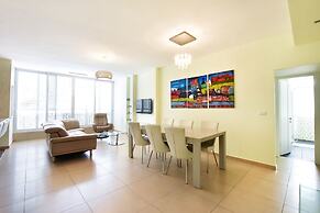 Gordon Beach Luxury PRK Stay at My Place