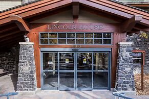 Village #3310 Lincoln House