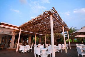 Lovina Beach Club & Resort