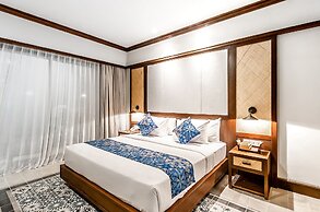 Lovina Beach Club & Resort