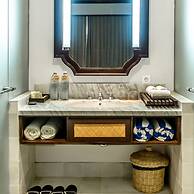 Lovina Beach Club & Resort