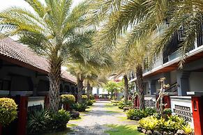 Lovina Beach Club & Resort