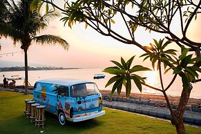 Lovina Beach Club & Resort