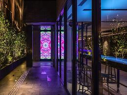 THE LIVELY OSAKA HONMACHI