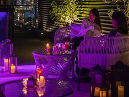 THE LIVELY OSAKA HONMACHI