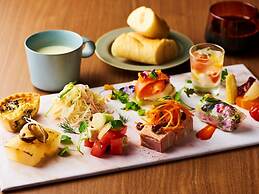 THE LIVELY OSAKA HONMACHI