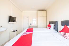 OYO Collection O 935 Bongo Residence