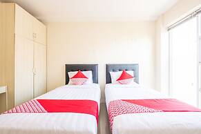 OYO Collection O 935 Bongo Residence