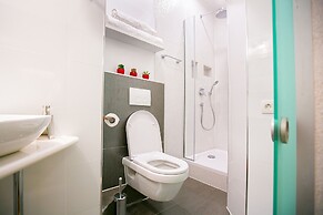 Get Split Luxury Apartment