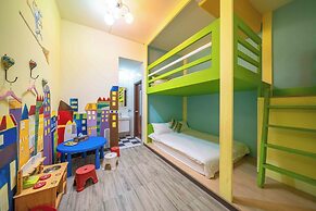 Chikan Fun Guesthouse