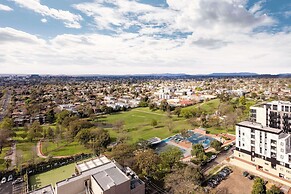 Avani Melbourne Box Hill Residences