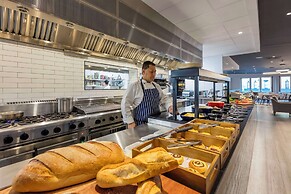 Oaks Wellington Hotel