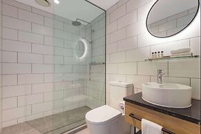 Oaks Wellington Hotel