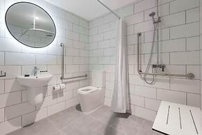 Oaks Wellington Hotel