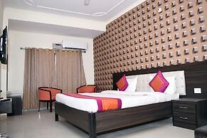 Ganga Darshanam Guest House