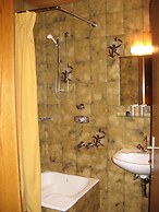 Hotel Schuster
