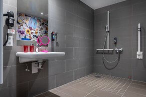 Holiday Inn - the niu, Timber Esslingen, an IHG Hotel
