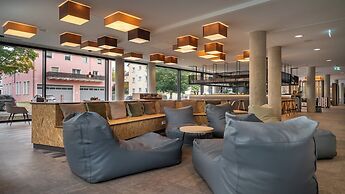 Holiday Inn - the niu, Timber Esslingen by IHG