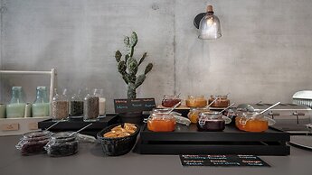 Holiday Inn - the niu, Timber Esslingen by IHG