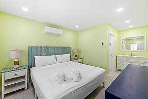 THE Palmview AND Sandpiper Inns