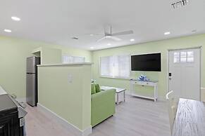 THE Palmview AND Sandpiper Inns